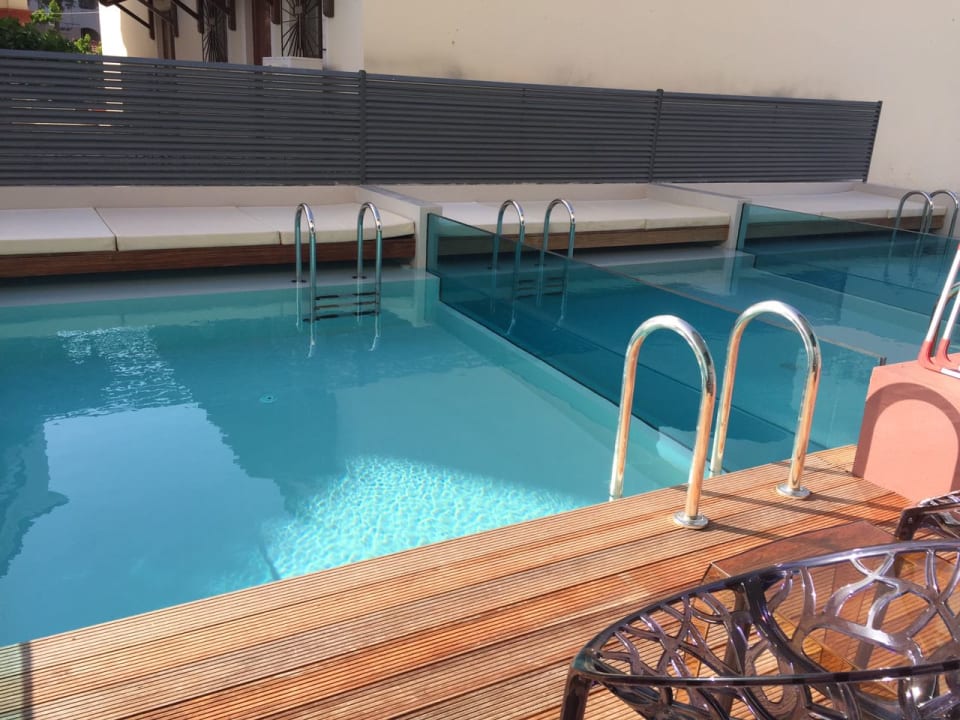 Pool Harmony Boutique Resort