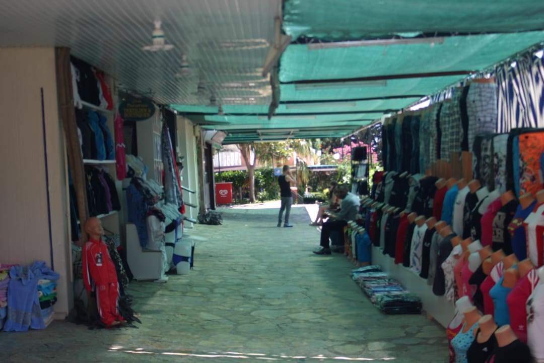 Einkaufsmöglichkeit Hotel Club Paradiso