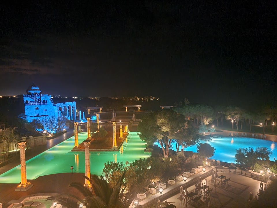 Pool Xanadu Resort Hotel