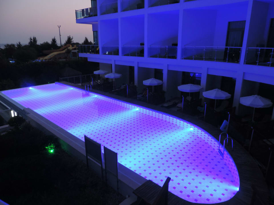 Room with a swimmingpool Commodore Elite Suites & Spa - Adults only