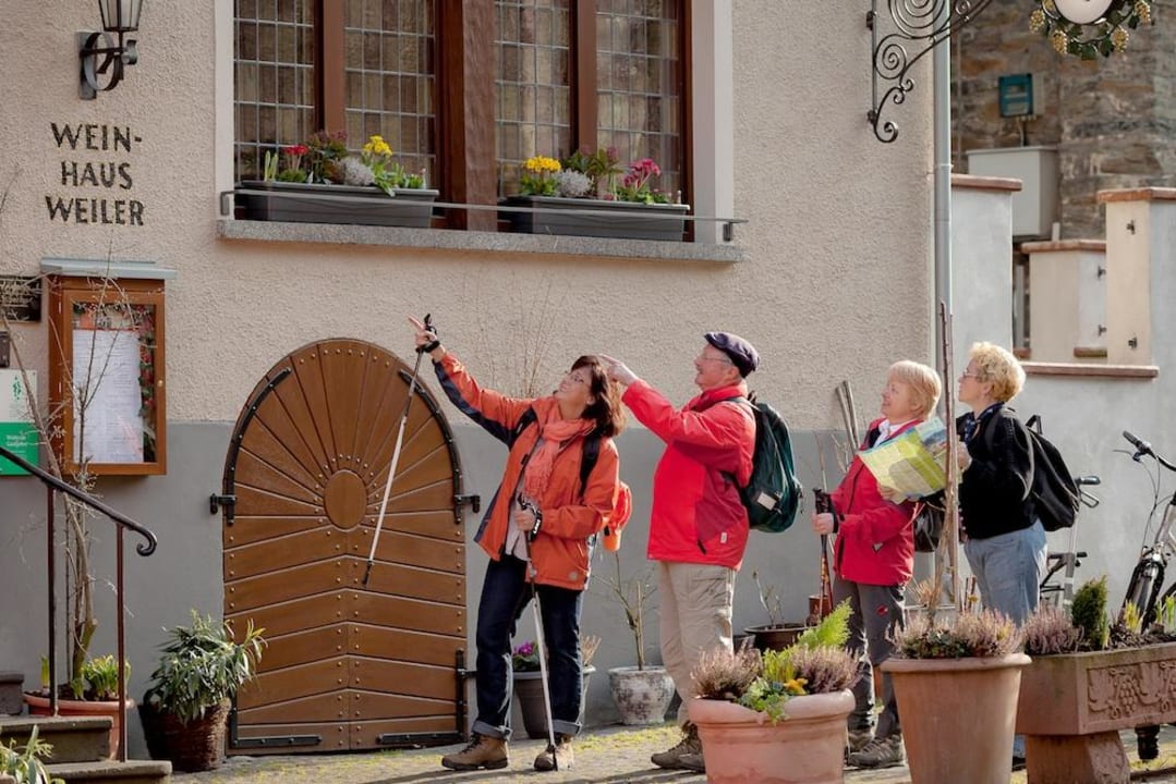 Weinhaus Weiler Oberwesel Wanderung Hotel Weinhaus Weiler