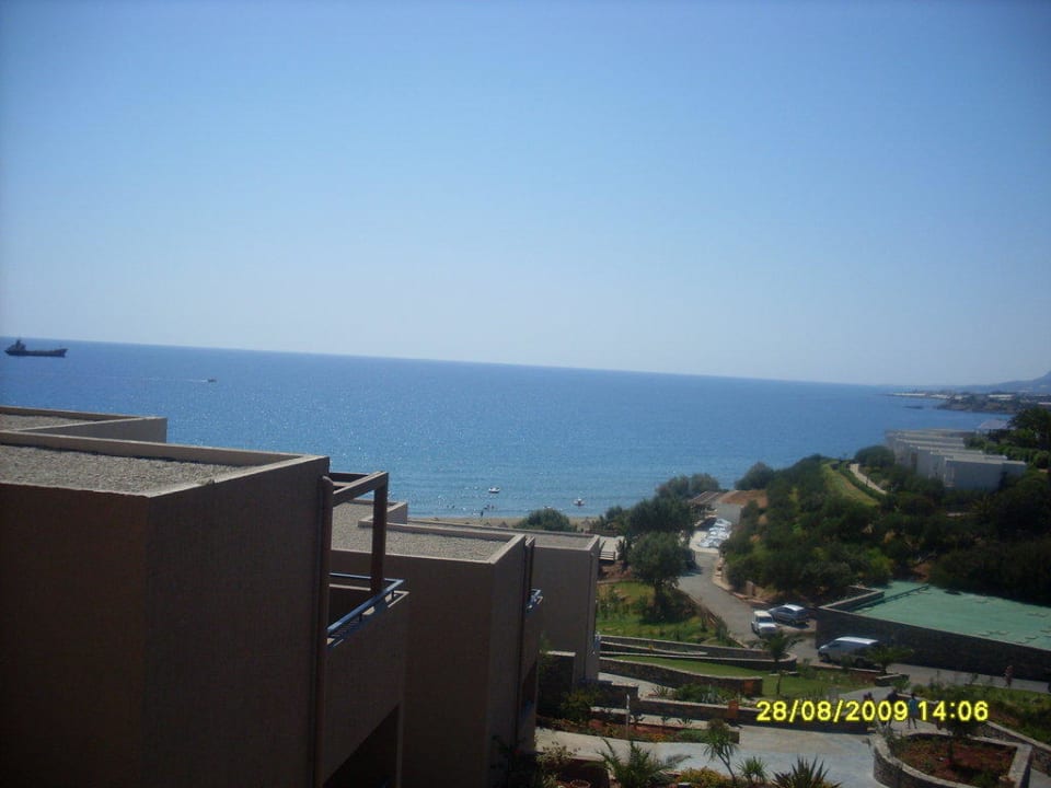 Mittags vom Balkon aus Atlantica Mikri Poli Crete