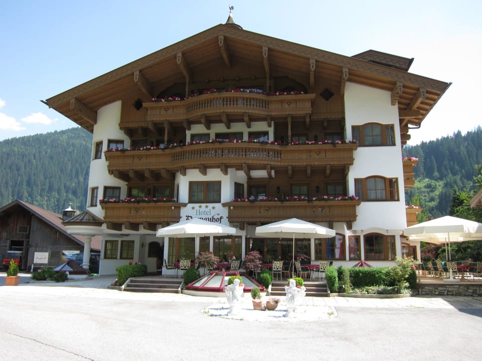 Dornauhof von Vorne Hotel Dornauhof