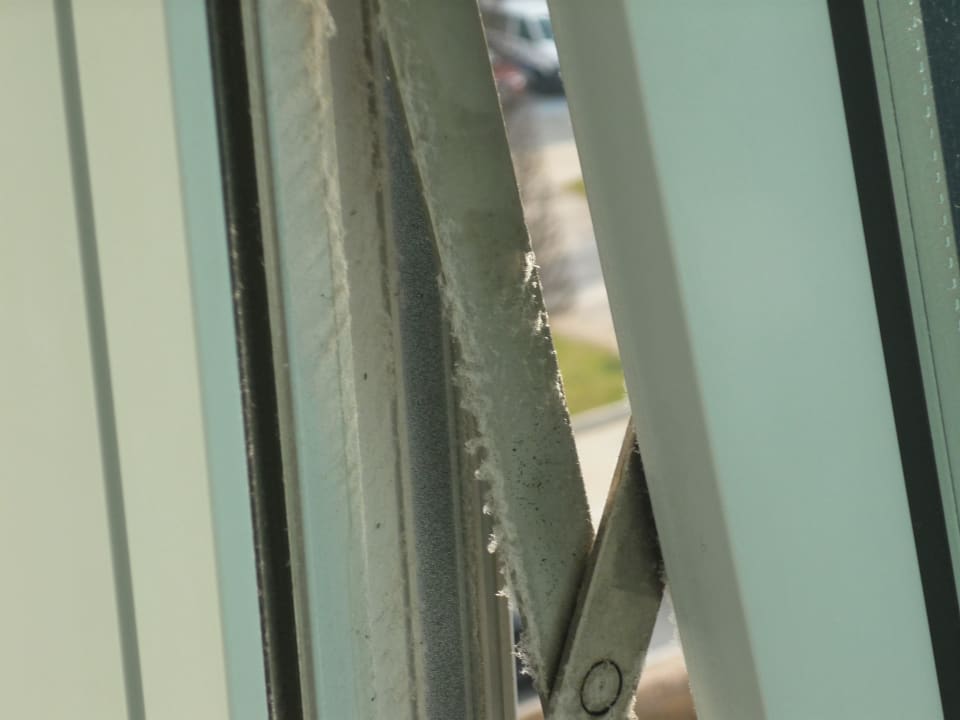 Verstaubte Scharniere Hilton Munich Airport