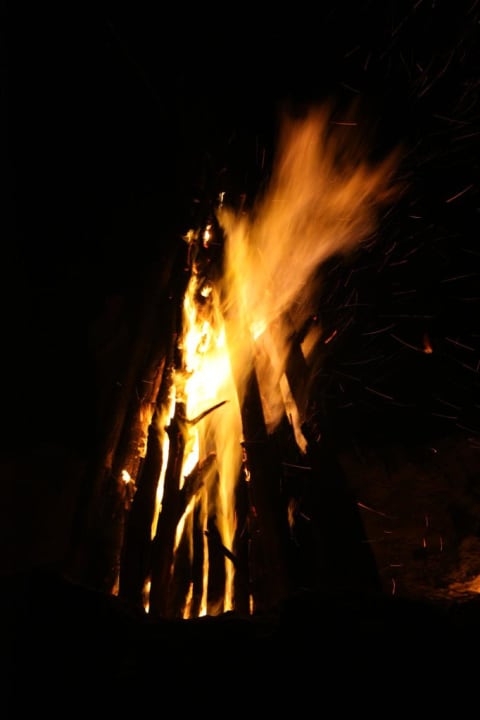 Feuer an der Silvester Party Shangri-La's Rasa Ria Resort & Spa