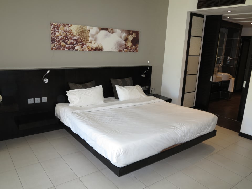 Zimmer Crystals Beach Resort Belle Mare, a member of Radisson Individuals