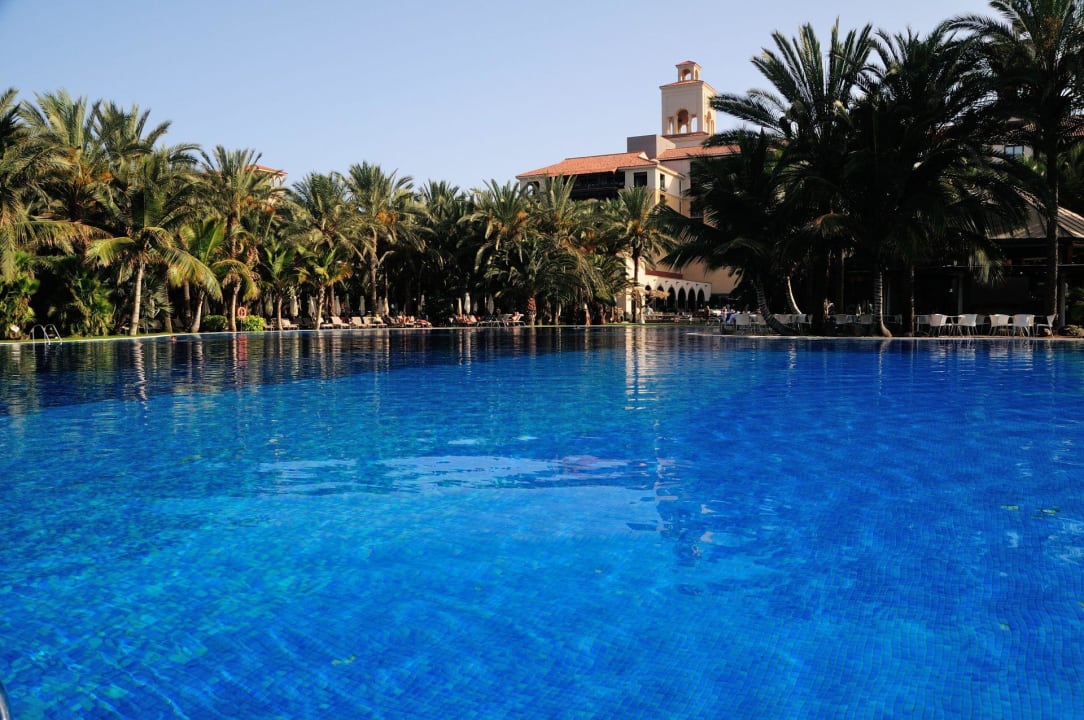 Der grosse Pool Lopesan Costa Meloneras, Resort & Spa