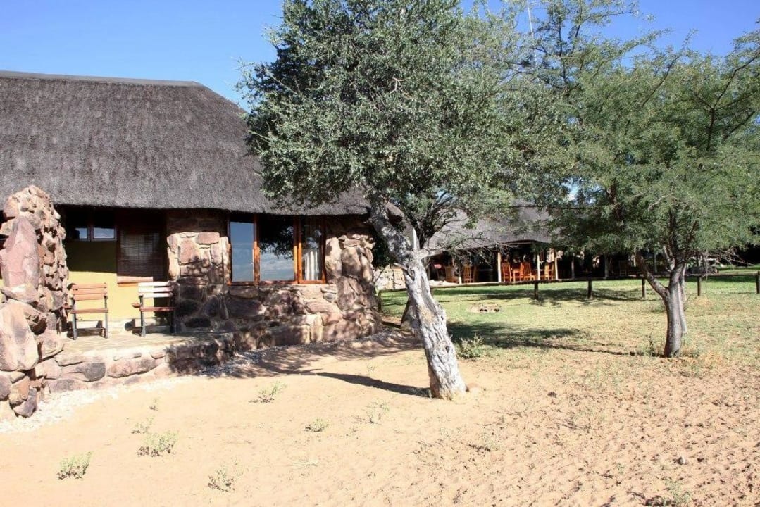 Chalet Kalahari Bush Breaks Lodge