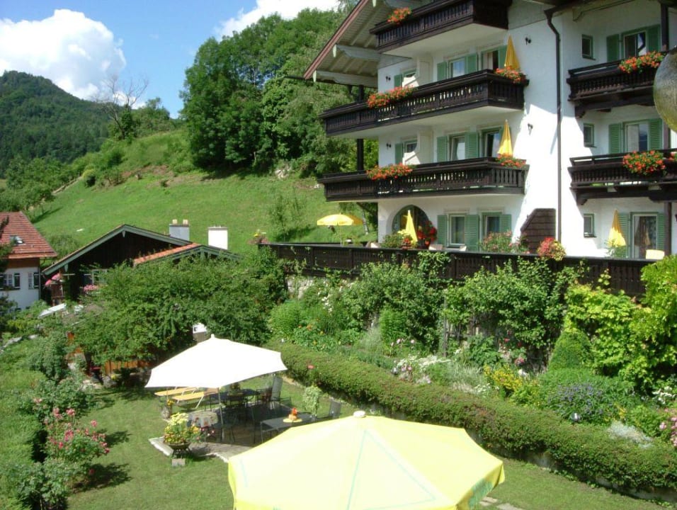 Rückansicht Hotel Neu Meran Hotel Neu Meran
