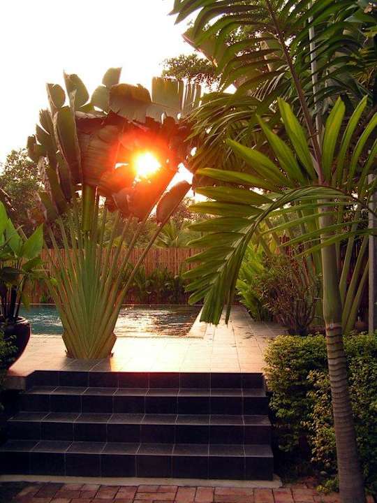 Zugang zum Pool Hotel Tharaburi Resort