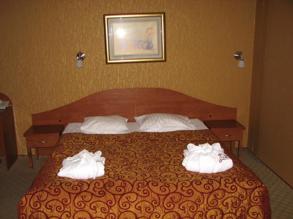 Super wygodne łóżko Hotel Azzun Orient SPA & Wellness