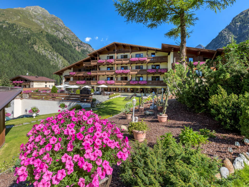 Außenansicht Hotel Sonnblick