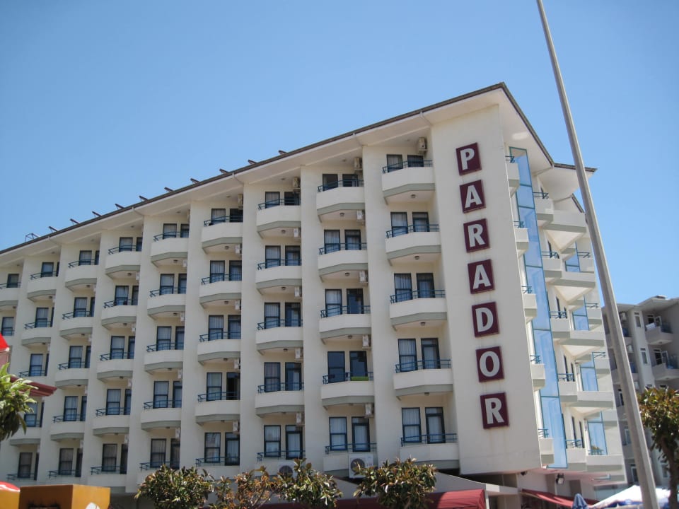 Außenansicht Hotel Parador Parador Beach Hotel