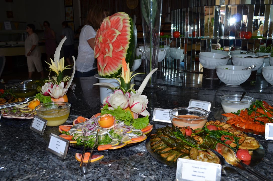 Mittagsbuffet TUI BLUE Palm Garden