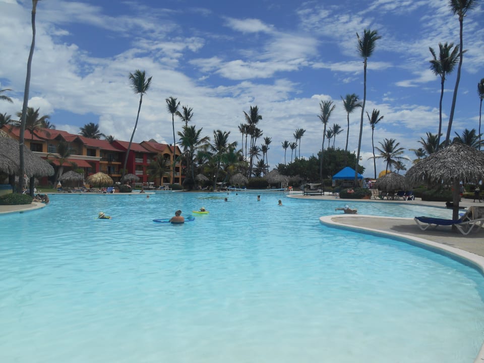 Pool Punta Cana Princess All Suites Resort & Spa