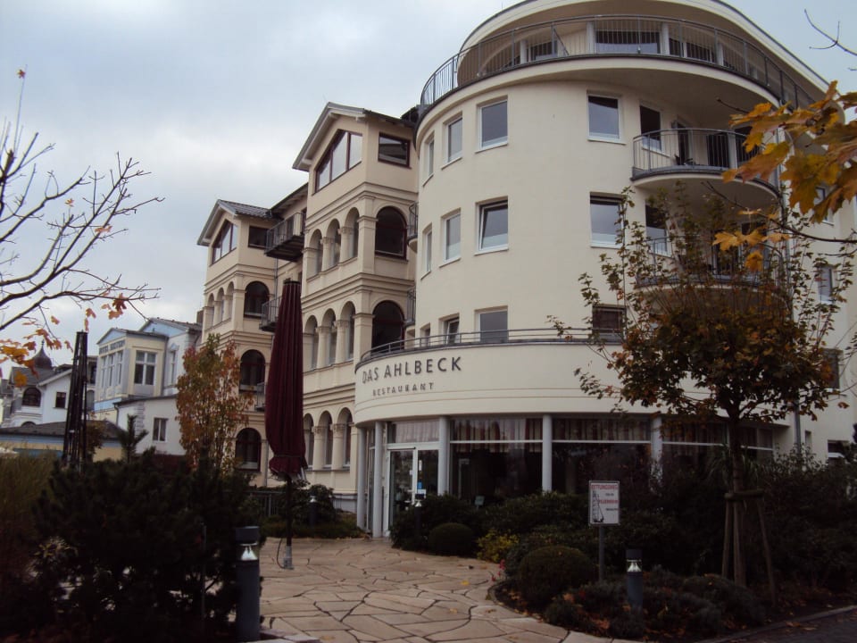 Das Hotel von außen Das Ahlbeck Hotel & SPA