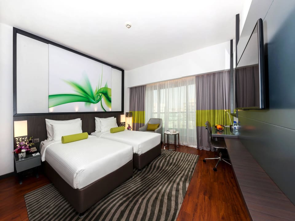 Executive-Connecting-Twin Lotus Retreat Hotel