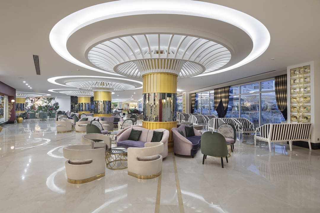 Lobby Granada Luxury Beach