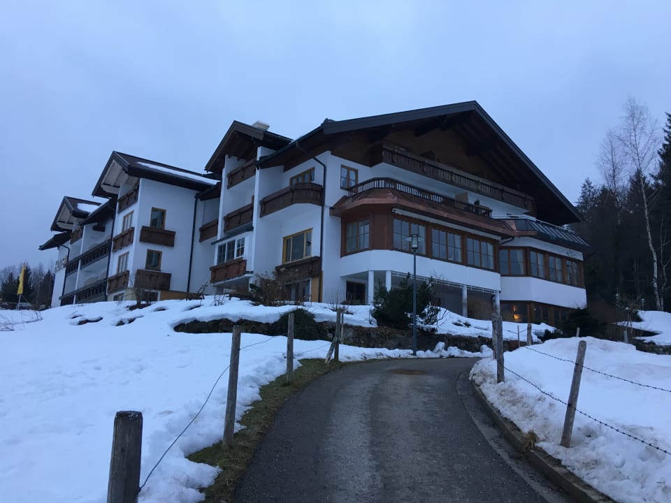 Außenansicht Ringhotel Nebelhornblick