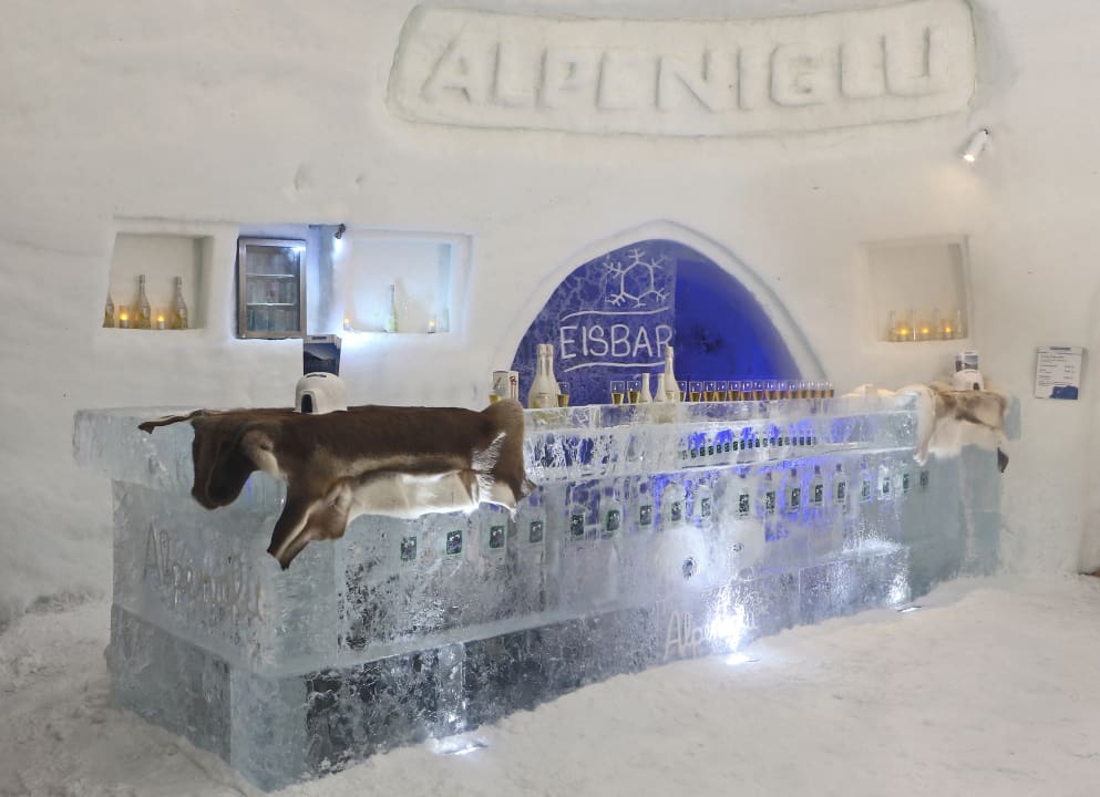 Lobby Hotel Alpeniglu