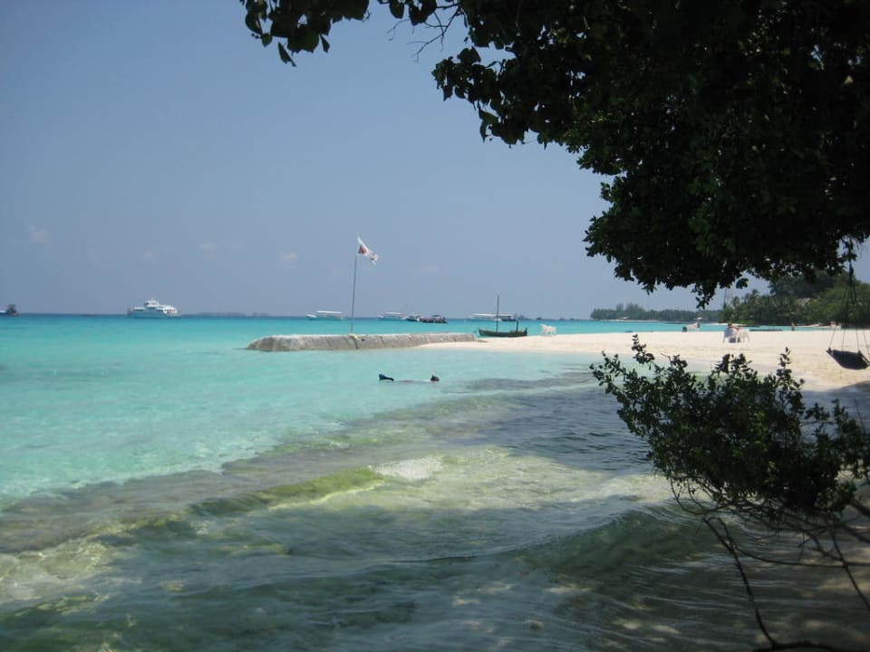 Strand Kuramathi Maldives