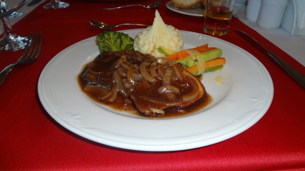 Вкусное блюдо Sealife Buket Resort & Beach