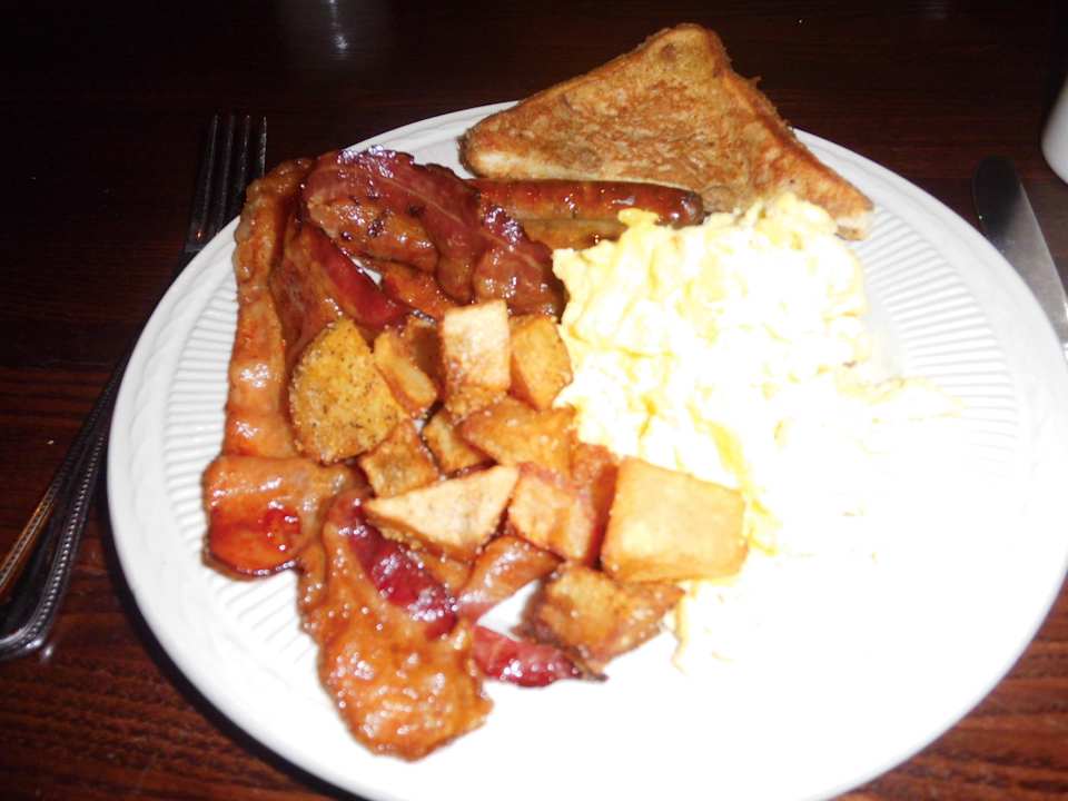 Das Frühstück gab es in angeschlossenen Restaurant Best Western Plus Hotel Dubuque & Conference Center