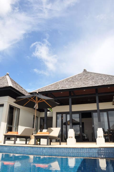 Blick vom Infinity Pool The Pavilions Phuket