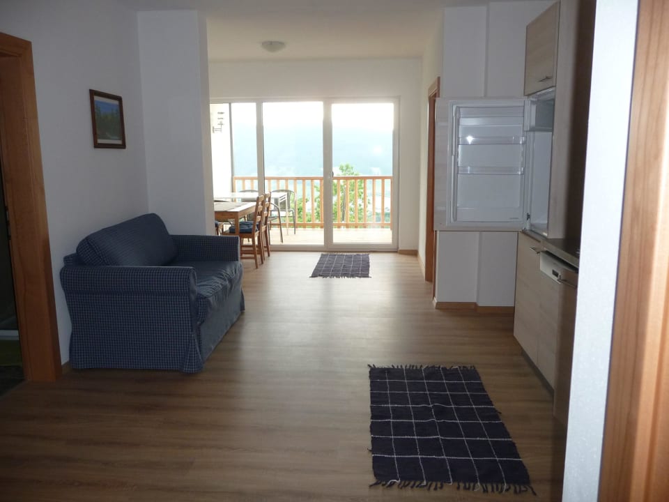 Wohnbereich mit Blick zur Loggia Familienferienhof Stabauer