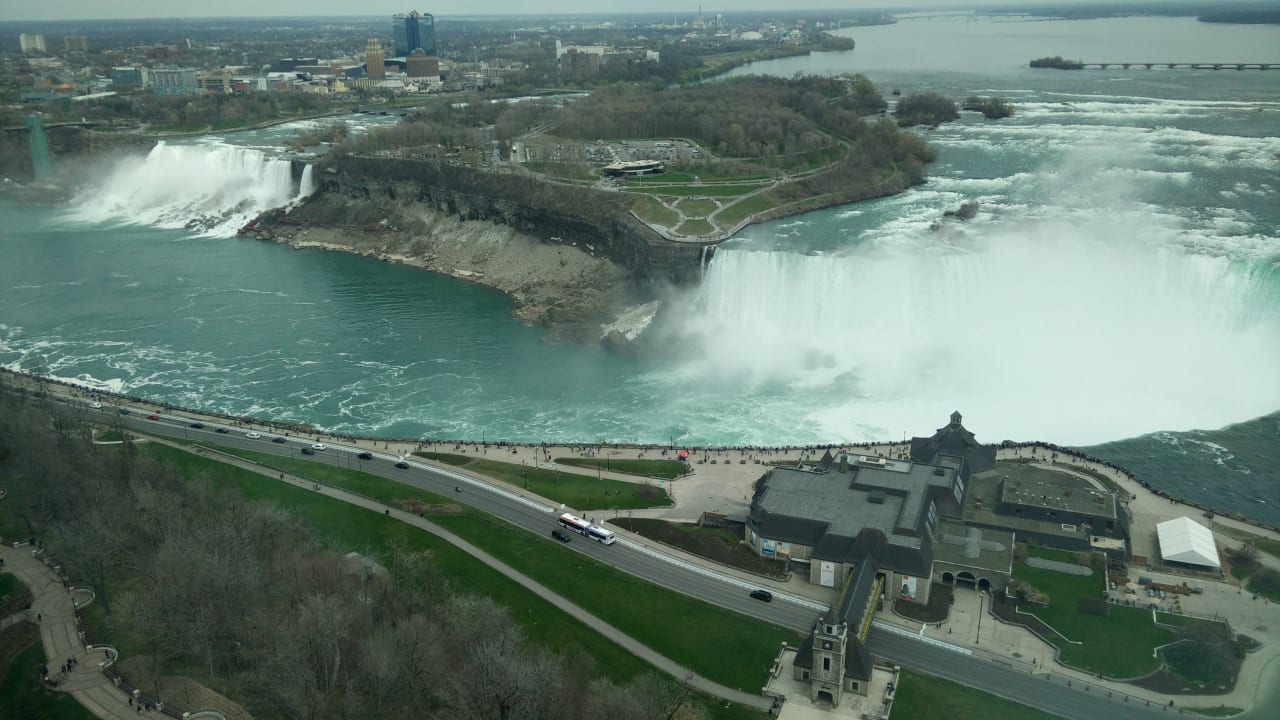 Ausblick Embassy Suites Hotel Niagara Falls / Fallsview