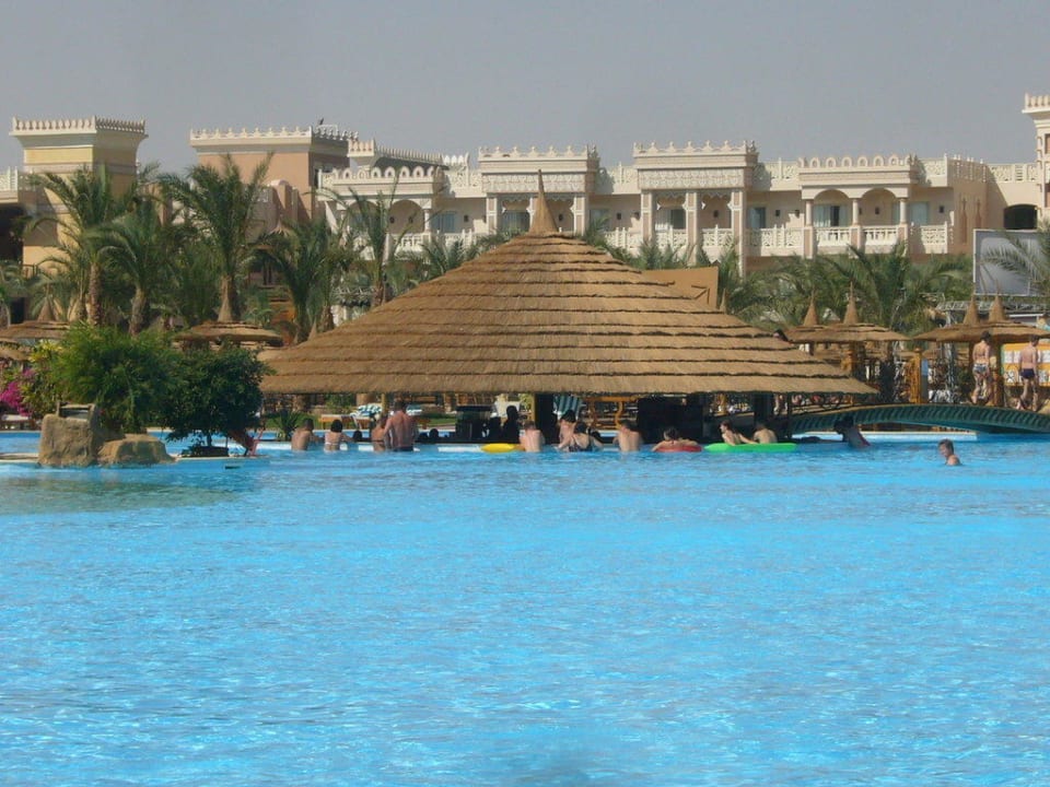 Poolbar Pickalbatros Palace Resort