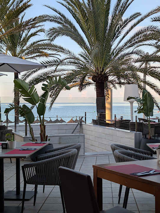 Ausblick Hotel Pure Salt Garonda - Adults only