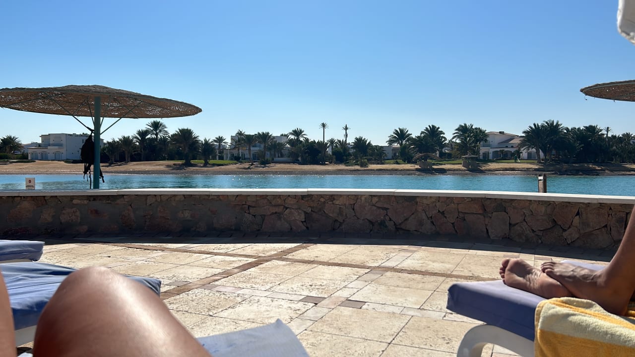 Pool Mövenpick Resort & Spa El Gouna