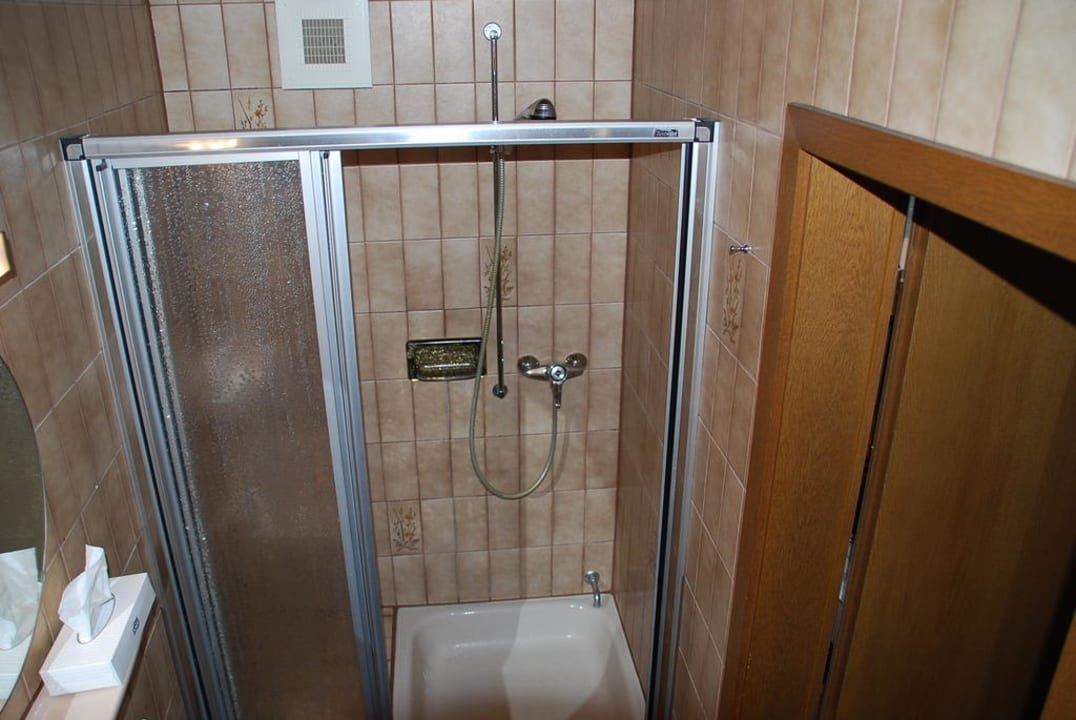 Altes Bad und Dusche Hotel zur Brücke