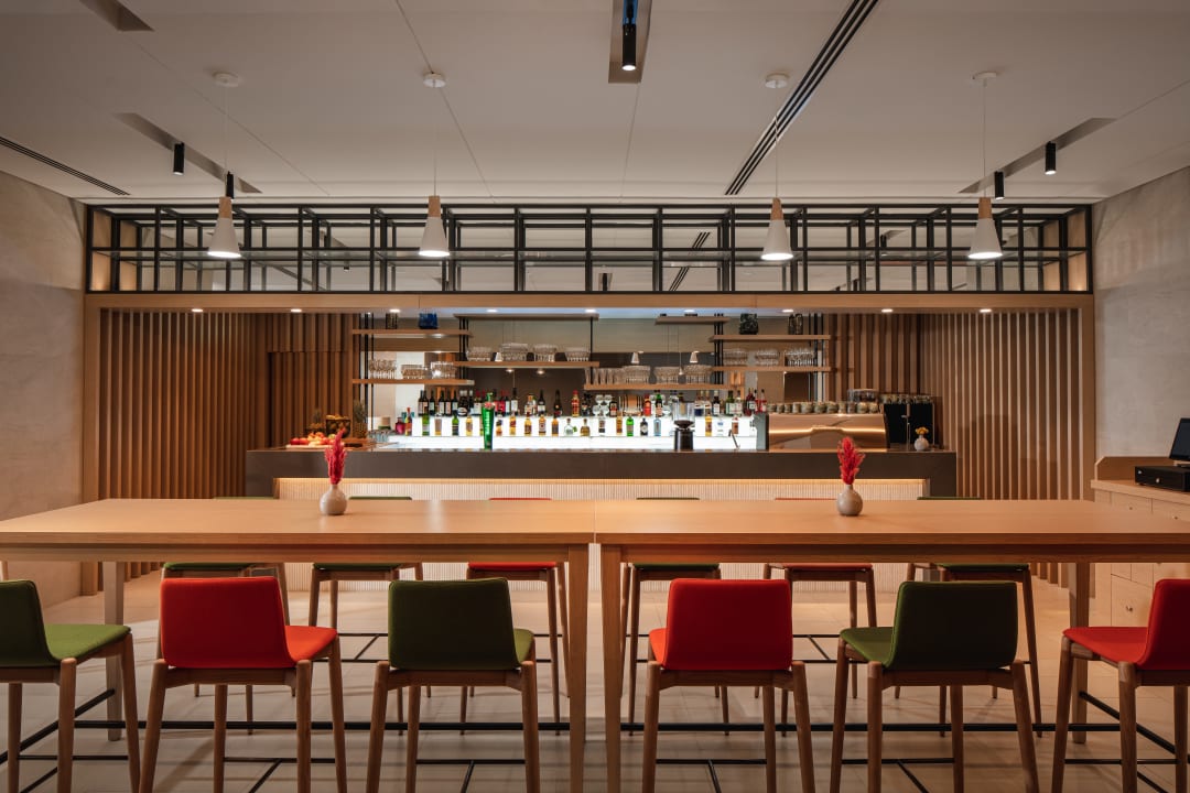 Gastro Holiday Inn & Suites Dubai Science Park by IHG