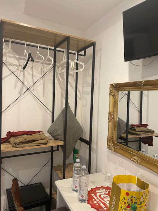 Zimmer Katti House - Florence's center