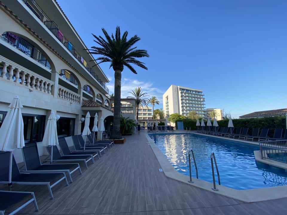 Pool R2 Lago Playa Park