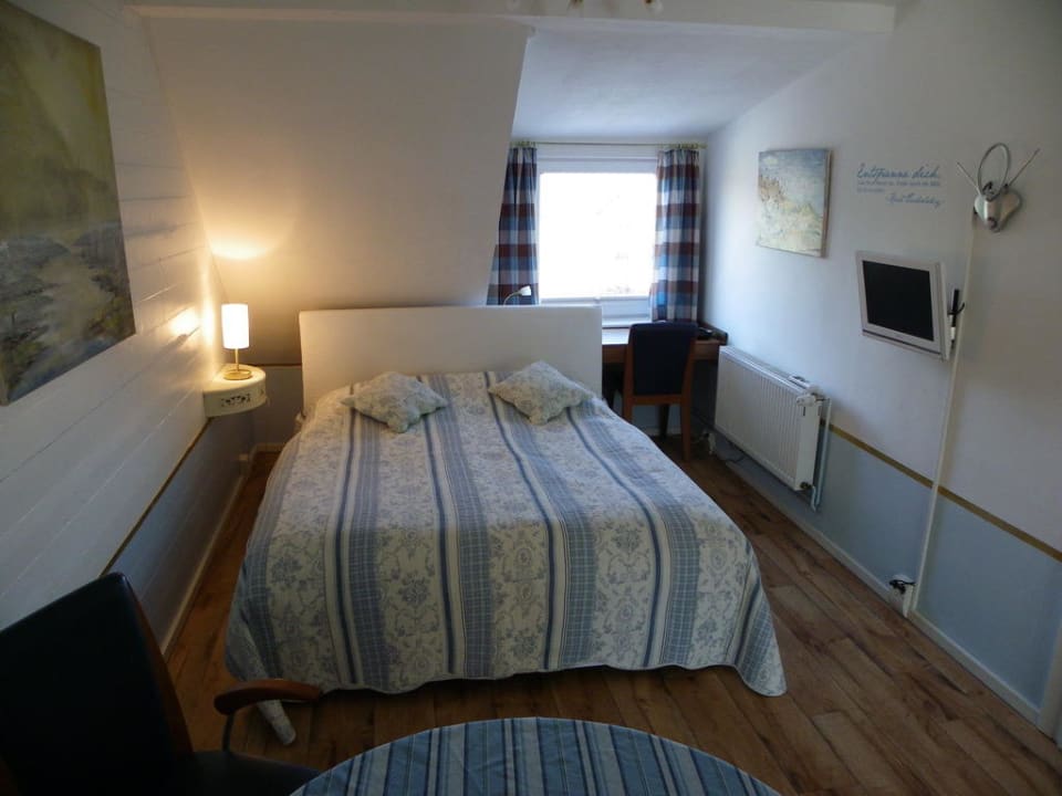 Blick ins Seezimmer Pension Am Lewenberg B&B