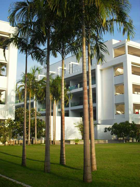 Новый корпус The Old Phuket - Karon Beach Resort