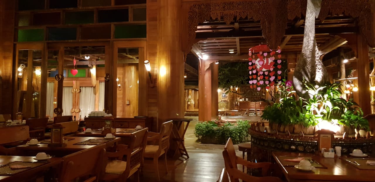 Gastro Santhiya Koh Phangan Resort & Spa