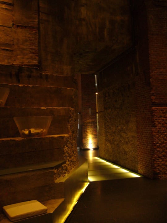 Am Aufzug Mövenpick Hotel Hamburg