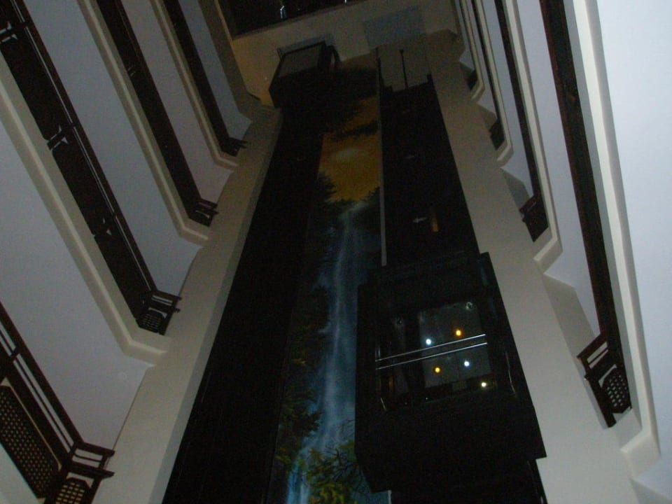 Lift Incekum Su Hotel