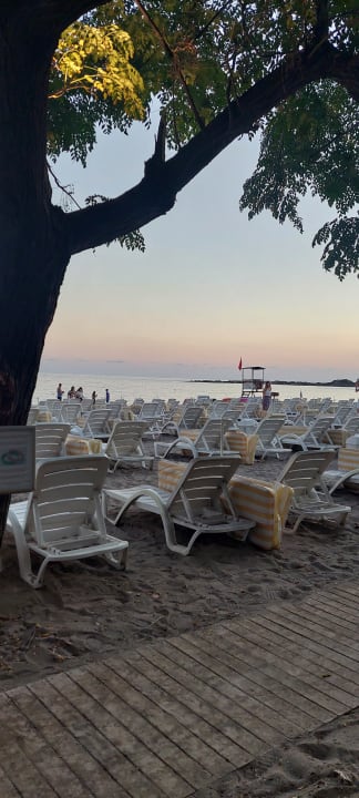 Strand Hotel Gardenia Beach