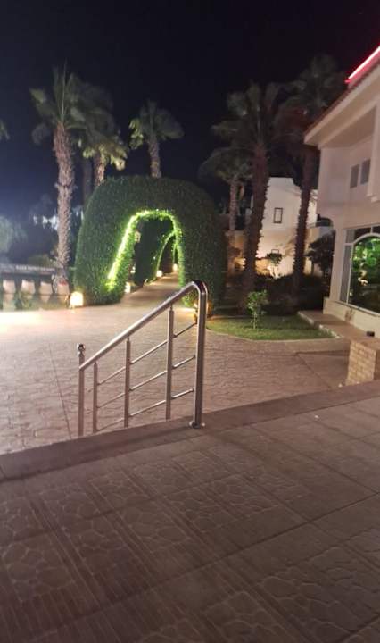 Lobby Lotus Bay Beach Resort