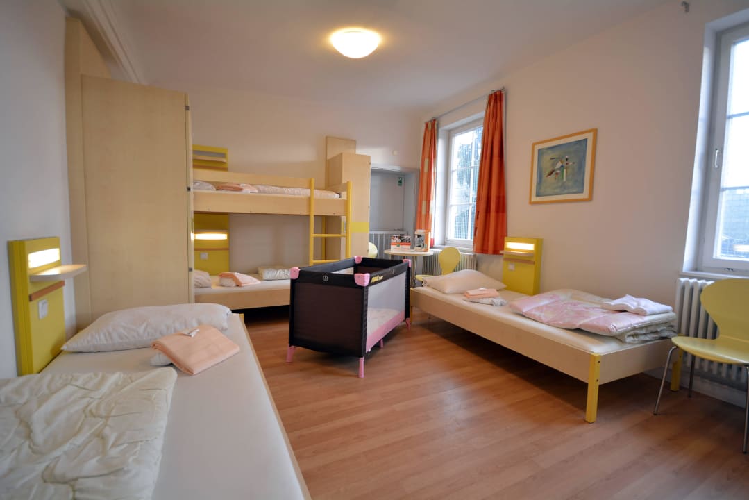 Zimmer der Jugendherberge Diez Grafenschloss-Jugendherberge Diez