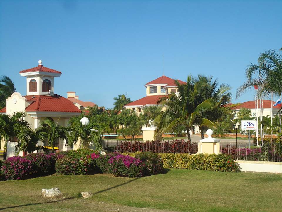 Von der Busstation aus gesehen Iberostar Origin Playa Alameda