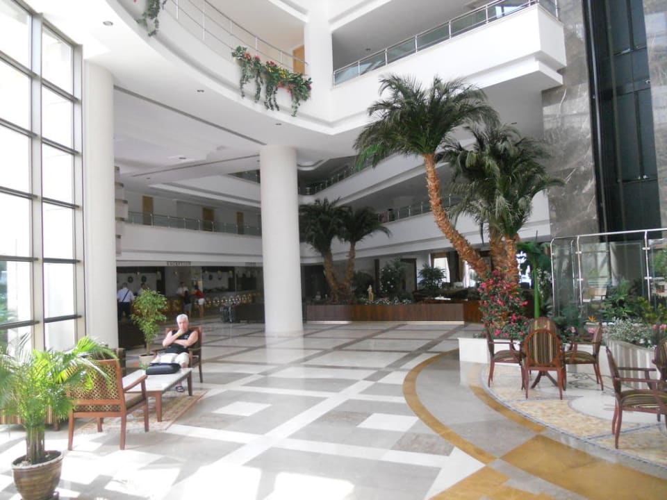 Rezeption  Saphir Resort & Spa