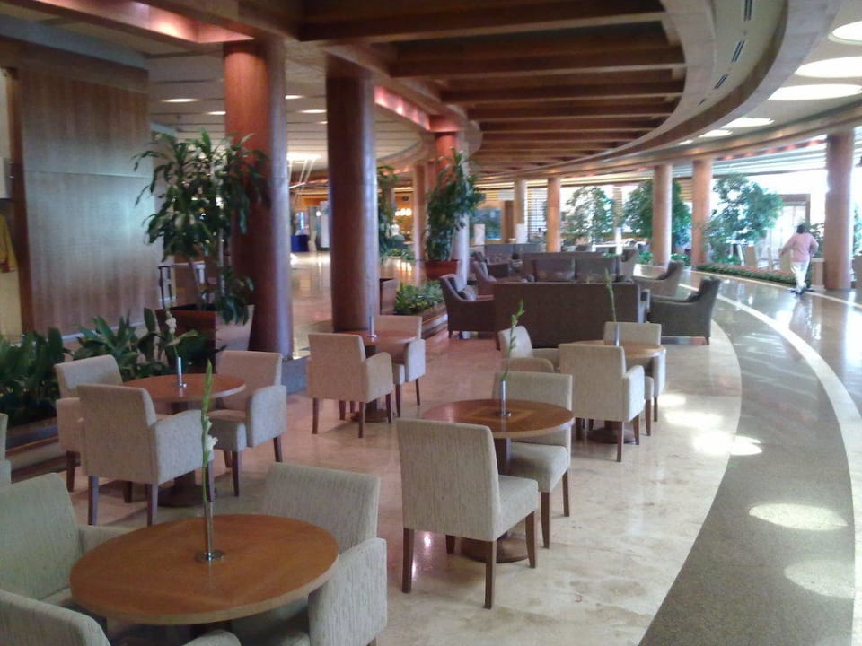 Lobby Gloria Serenity Resort