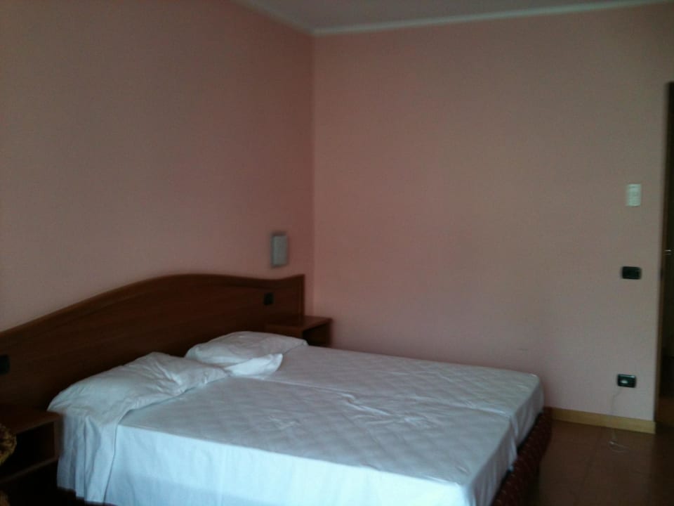 Zimmer Hotel Mercedes