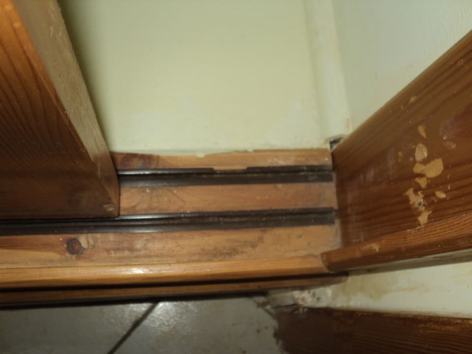 Kleiderschrank  Swisstouch Oriental Resort Marsa Alam